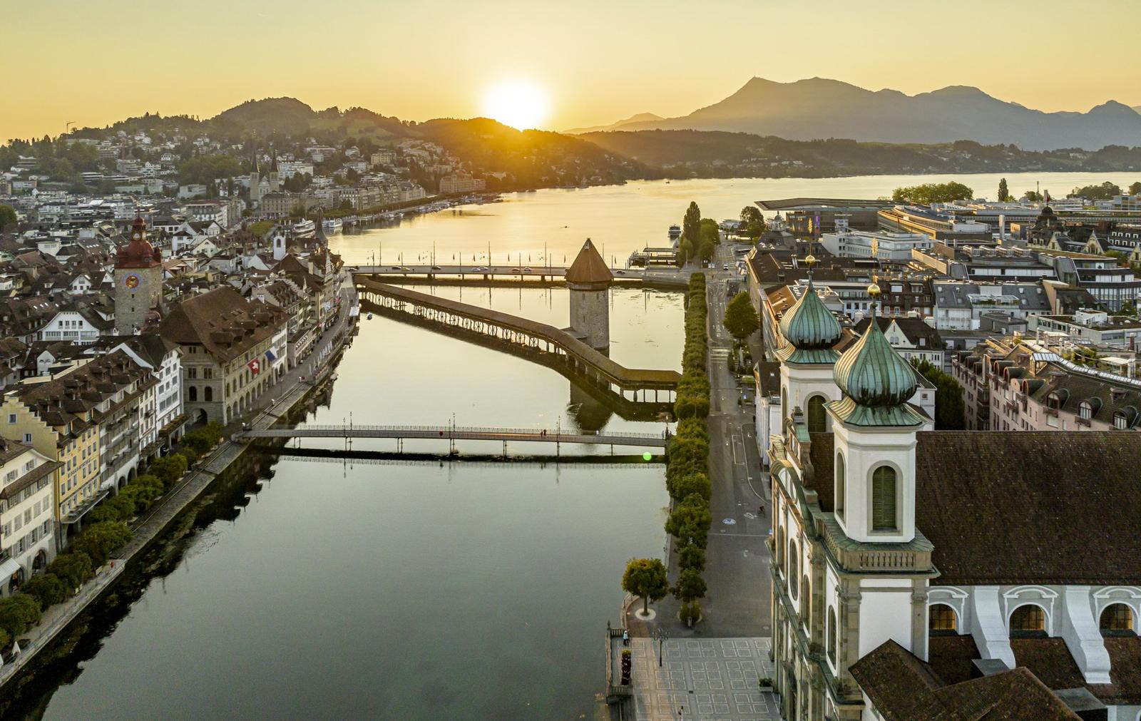 Panorama of Lucerne, its lake and the surrounding mountains